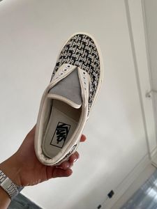 vans  checkered