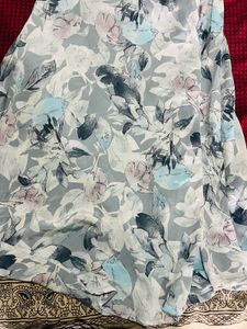 Beautiful Floral Print Midi 👗 🤍dress