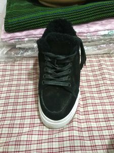 Black Fashion Sneakers