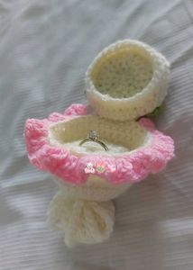 🌸 Handmade Crochet Flower Bouquet Ring Box