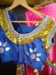 short navratri lahenga choli.