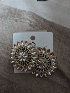 Elegant Kundan Stud Earrings