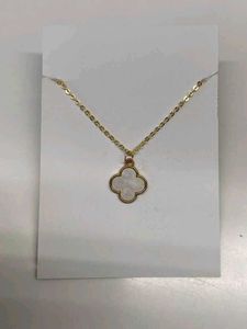 Elegant Clover Necklace