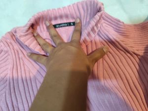 Chic Pink Ribbed Turtleneck changing Top