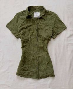 Green Textured Short Sleeve Button-Up Shirt