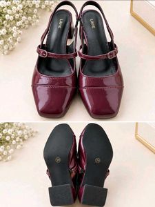 Chic Burgundy Slingback Heels