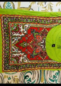 unused Vibrant Kurta with Intricate Neckline