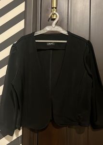 Black Short Jacket/Coatie Girls