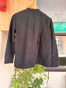 Stylish Black Fleece Sweatshirt