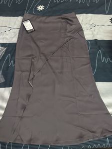 Elegant Grey Satin Skirt