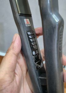 V&amp;G HAIR STRAIGHTENER