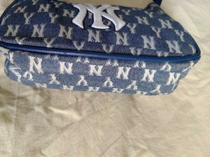 New York Yankees Mini Shoulder Bag