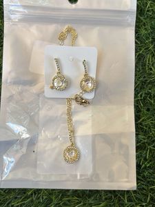 Elegant Crystal Pendant Necklace & Earrings Set