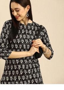 Elegant Black &amp; White Printed Kurta