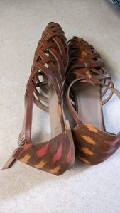 Taavi sandals: used only once or twice. India 36 size.