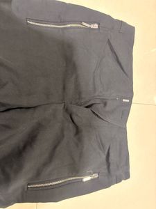 Black zippered casual pants