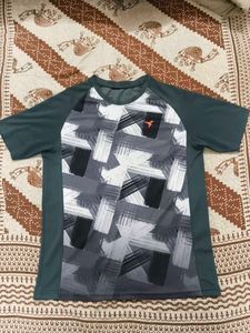 Graphic Print T-Shirt