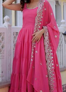 Pink flowy kurta with embroided dupatta