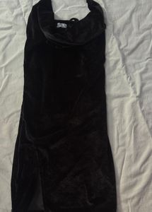 Black Halter Neck Velvet Dress With A Slit