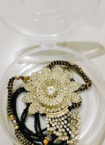 Sparkling Floral Mangalsutra