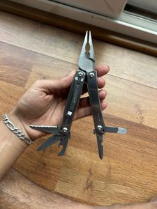 Leatherman Sidekick multitool 🔧