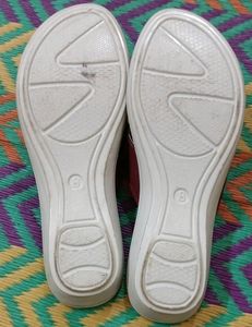 New Without Tag Flat