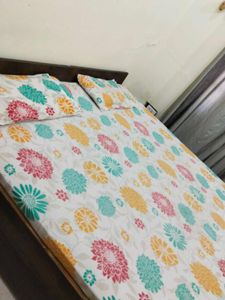 Multi Color Printed Double Bed Cotton Bedsheet