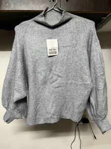 Grey Turtleneck Sweater🩶🐋