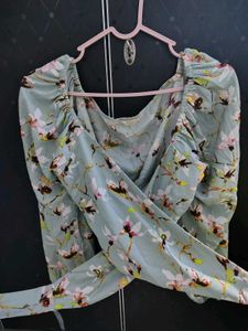 Floral waist tie Crop Top