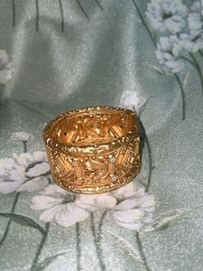 gold based kada’