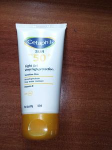 Cetaphil Sun SPF 50+ Light Gel