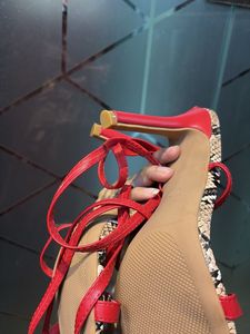 Baddest of all leopard red heel inspo!!!🌶️💋