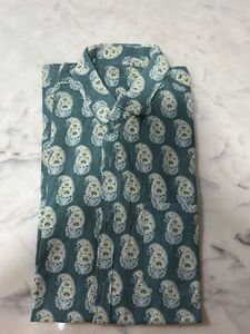 Pure 100% Cotton Mulmul Men's Paisley Print Shirt