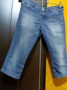 Blue Polka Dot Capri Jeans combo