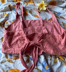 Chic Broderie Anglaise Crop Top