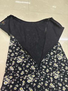Zink London Sweetheart Daisy Floral Print Midi Dre
