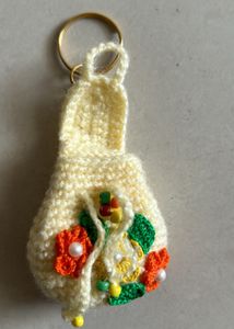 wollen back pack key ring