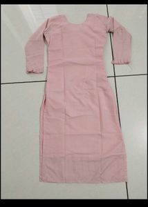 Elegant Pink Kurta with Delicate Embroidery
