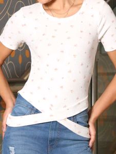 Cute White Floral Print T-Shirt