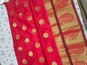 Elegant Red &amp; Cream Silk Sarees ( Combo )
