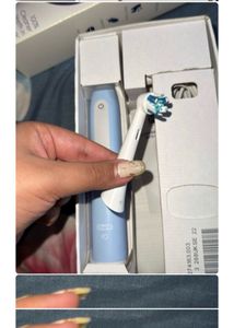 Oral B Electric Toothbrush