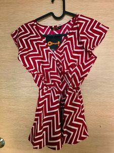 Hypnotic Print Top 🛟