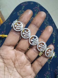 Silver Tone Necklace