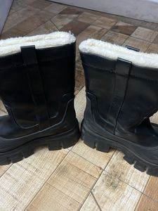 H&amp;M Boots