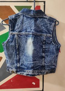 Trendy Denim Half Jacket