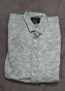 BULL Tropical Print Shirt