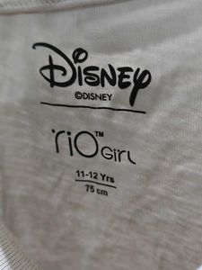 Cute Snow White Graphic Tee