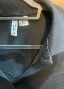 H&amp;M Grey Cropped Polo Top