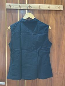 Chic Sleeveless Top