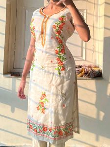 White Embroidered Kurta